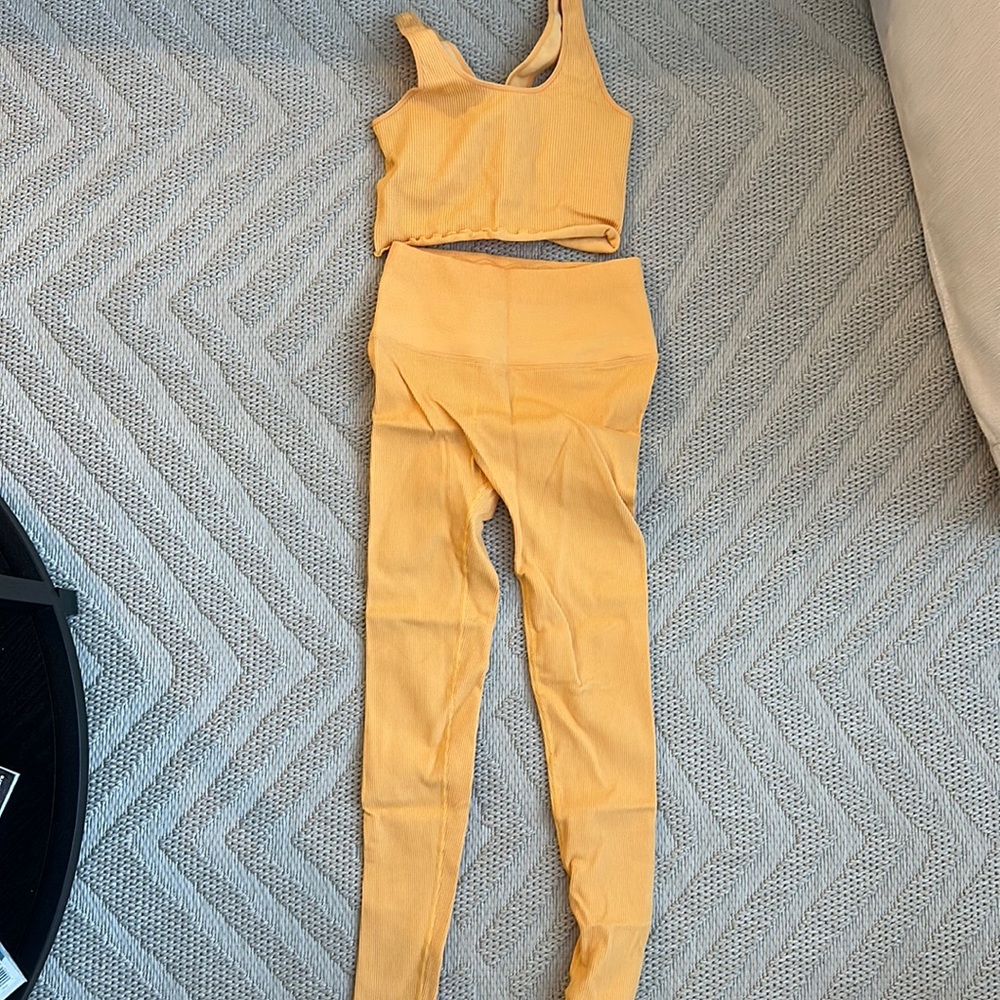 Spiritual gangster set